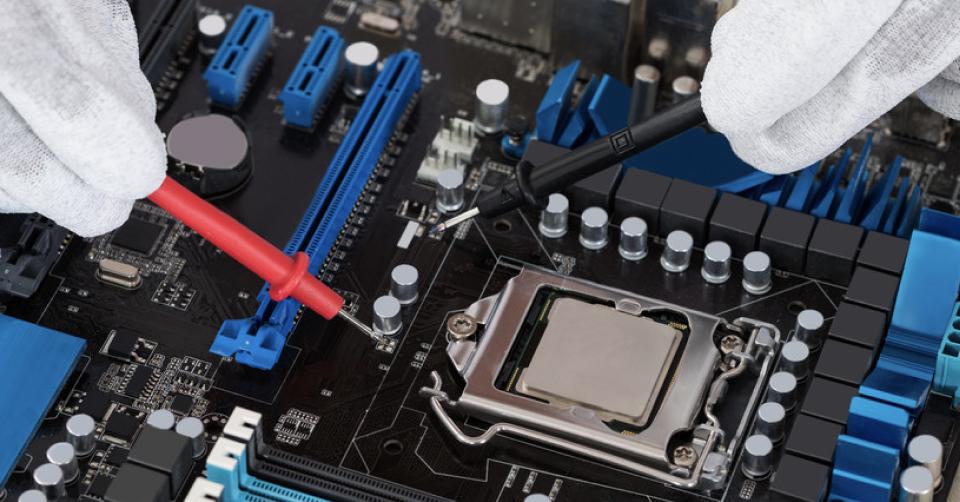 نشانه‌های خرابی پردازنده (CPU) چیست؟ چگونه بفهمیم پردازنده کامپیوتر خراب شده است؟